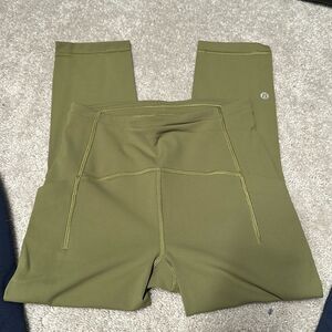 Lululemon women’s size 4 Swift Stream High Rise Crop Leggings 21” Brand New